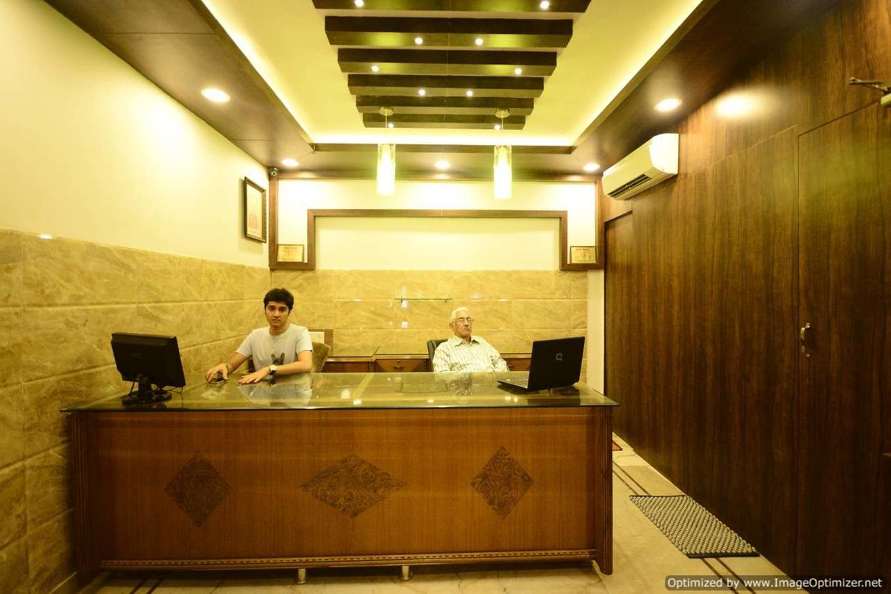 Hotel Mehra Inn Amritsar Esterno foto